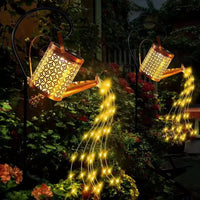 Încărcați imaginea în vizualizatorul Galeriei, Lampa solara decorativa tip stropitoare – LED cu efect cascada, pentru gradina si terasa din ABS si metal
