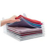Încărcați imaginea în vizualizatorul Galeriei, Organizator 10 tricouri / camasi EZTAX Slim din plastic Transparent
