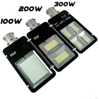 Încărcați imaginea în vizualizatorul Galeriei, Lampa Incarcare Solara Jortan 100W/200W, Telecomanda, Picior Metalic, Senzor de Miscare
