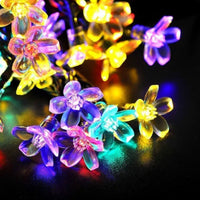 Încărcați imaginea în vizualizatorul Galeriei, 1+1 CADOU Instalație solară 50 LED în formă de flori
