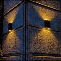 Încărcați imaginea în vizualizatorul Galeriei, Set 4 x Lampa Solara 4 LED Lumina Bidirectionala, Alb cald
