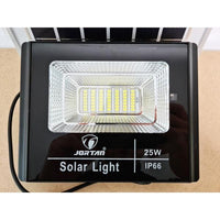 Încărcați imaginea în vizualizatorul Galeriei, Proiector LED exterior 60W alb rece cu panou solar
